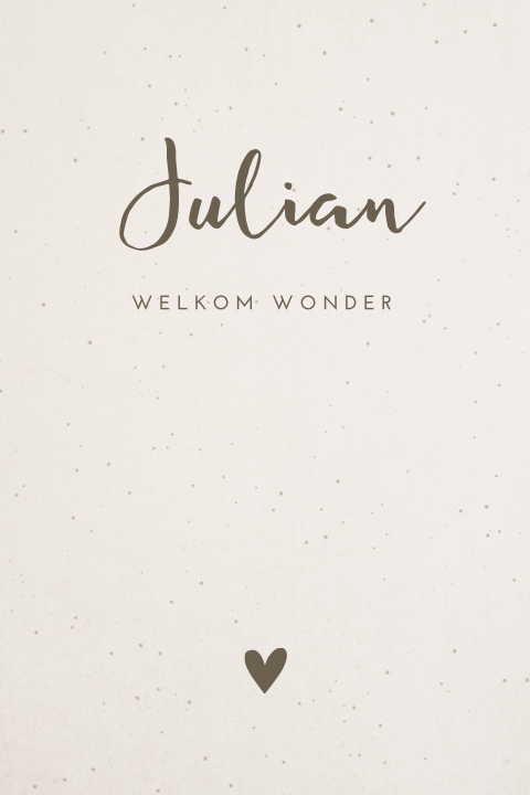 Natuurlijk geboortekaartje voor jongen met hartje op kartonlook