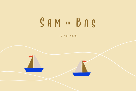 Vrolijk geel geboortekaartje met bootjes voor een tweeling