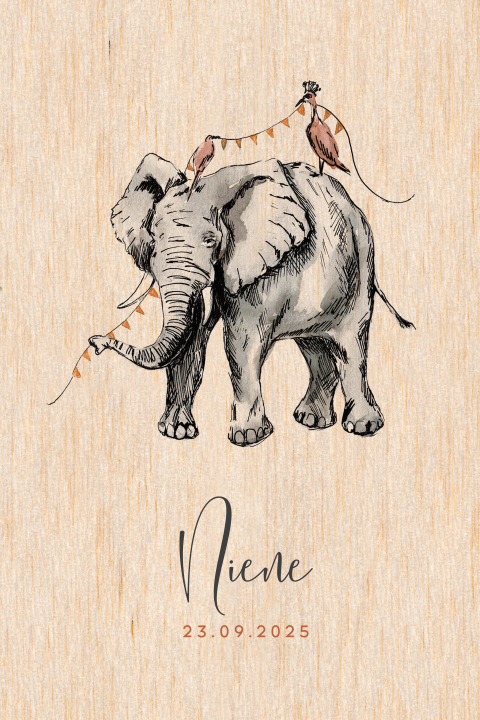 Echt houten geboortekaartje met pentekening van olifant en vlaggetjes