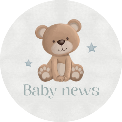 Blauwe sluitsticker met teddybeertje en baby news