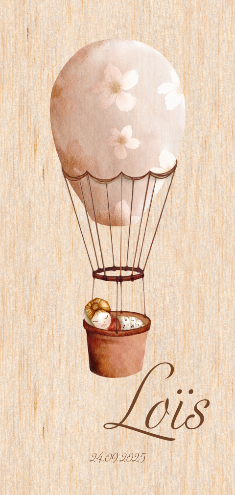 Echt houten geboortekaartje met meisje in luchtballon en ronde hoeken