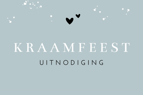 Lichtblauwe uitnodiging kraamfeest met zwarte hartjes en witte spetters