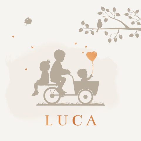 Geboortekaartje beige met bakfiets en silhouetjes derde kindje