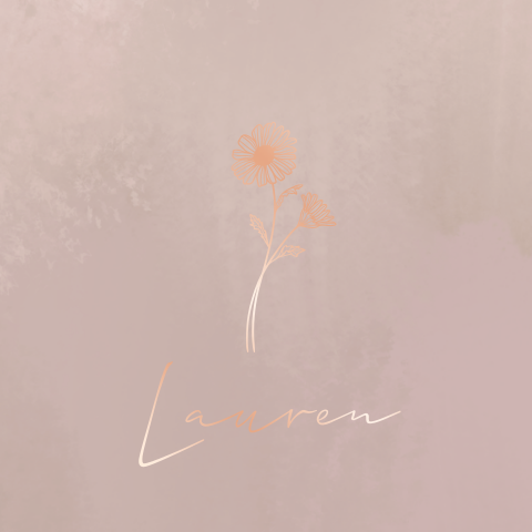 Velvet-look geboortekaartje met roségoudfolie geboortebloem madelief