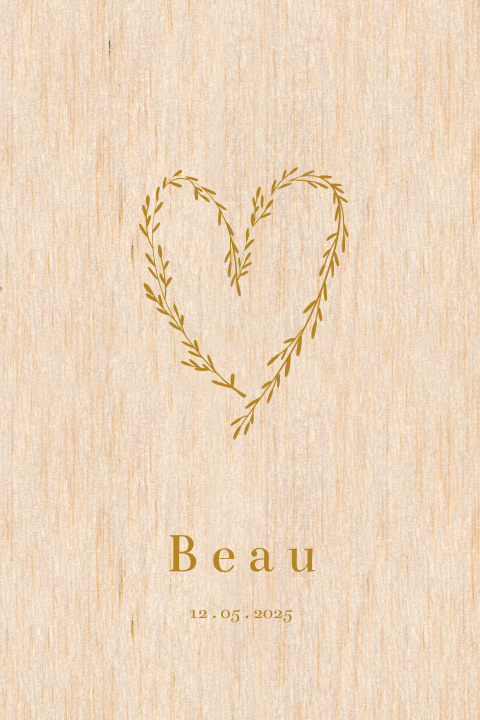 Geboortekaartje op echt hout met hartje gemaakt van takjes