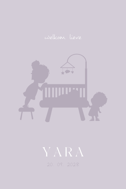 Paars geboortekaartje met silhouetten van zus, broer en zusje