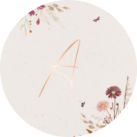 Sluitsticker met roségoudfolie initiaal en bloemen