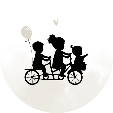 Lieve sluitstickers met beige tinten en silhouetjes van drie kindjes