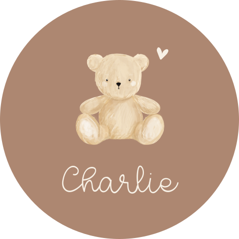 Bruine raamsticker met lief beertje en hartje