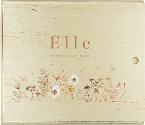 Doopsuiker presentatie doos met veldbloemen en naam