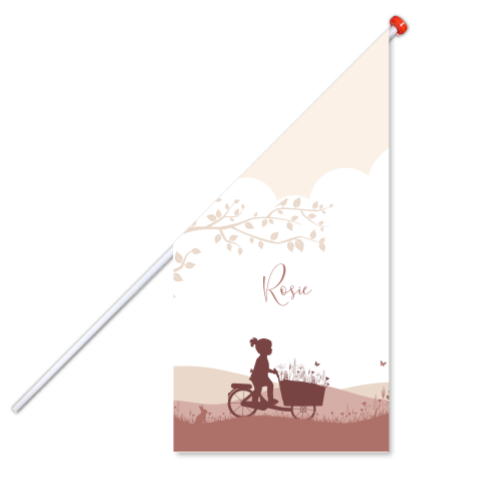 Geboortevlag met silhouet van meisje op bakfiets