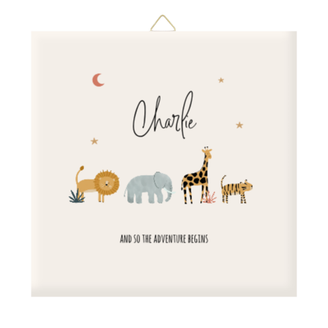 Geboortetegeltje met vrolijke jungeldieren