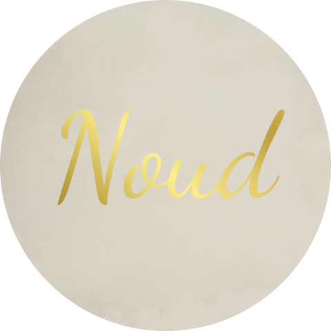 Label Rond Beige Geboortekaartje Naamkaartje