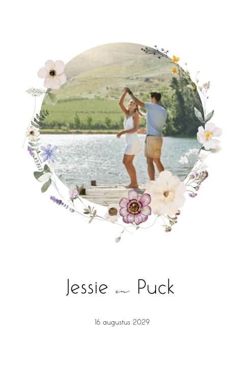 Trouwkaart foto cirkel kleurrijke bloemenkrans