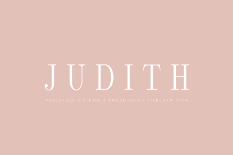 Eenvoudig geboortekaartje voor een meisje