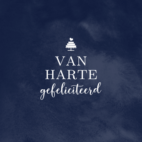 Stijvolle verjaardagskaart met taart in donkerblauw