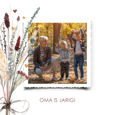 Stijlvolle verjaardagskaart met foto en bos bloemen