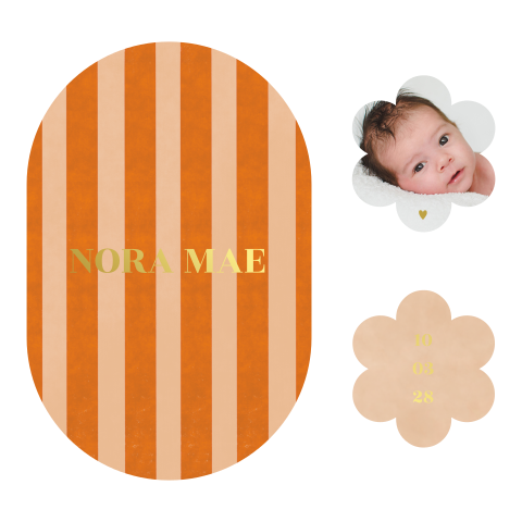 Label geboortekaartje met streeppatroon en bloemenlabels