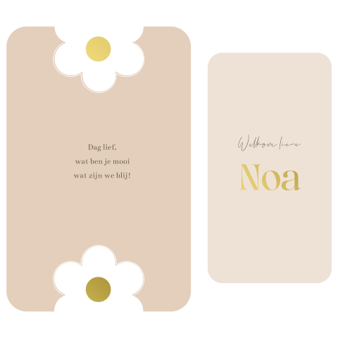 Labelkaart voor een meisje met bloemen en inschuifkaart