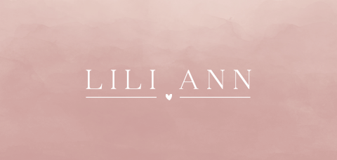 Minimalistisch geboortekaartje meisje met watercolor achtergrond