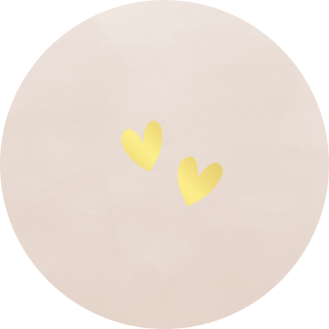 Beige sluitzegel met goudfolie hartjes