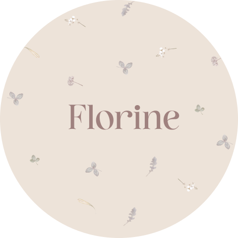 Tuinbord rond met bloemetjes