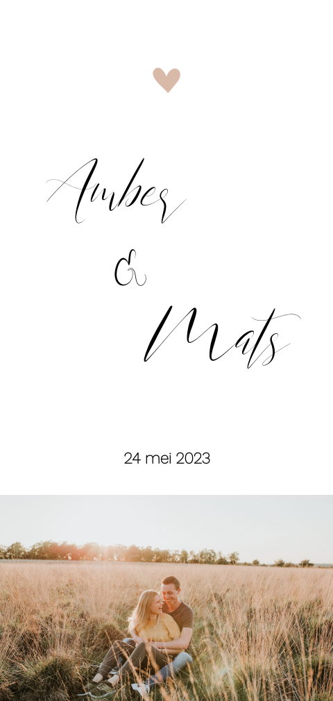 Minimalistische staande trouwkaart met foto