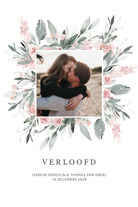 Verlovingskaart met foto en bloemen passend bij trouwhuisstijl