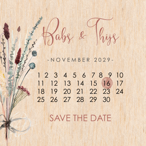 Houten Save the Date kaartje met droogbloemen