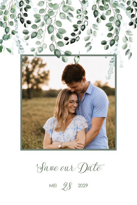 Romantische Save the Date met blaadjes en foto