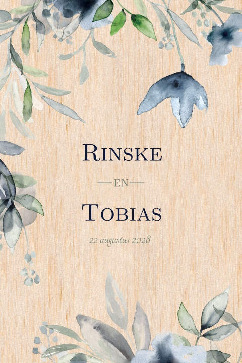 Houten trouwkaart met blauwe bloemen