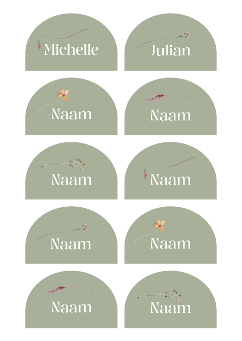 Naamkaartjes in halve boog met bloemetjes - 8 bij 5 cm