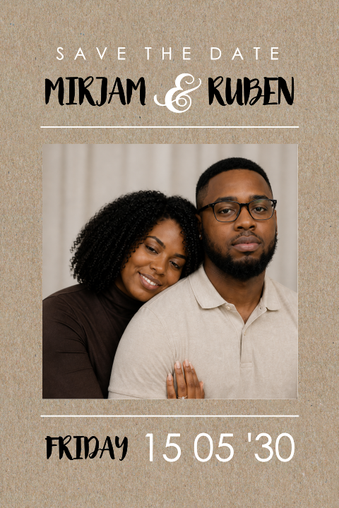 Save the Date met foto en leuke letters op kraft