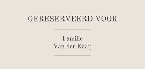 Stijlvol gereserveerd kaartje in beige