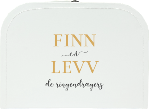 Wit ringenkoffertje bruiloft 