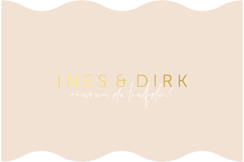 minimalistische trouwkaart in bijzondere vorm