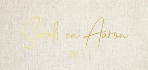 trouwkaart op een linnenlook achtergrond