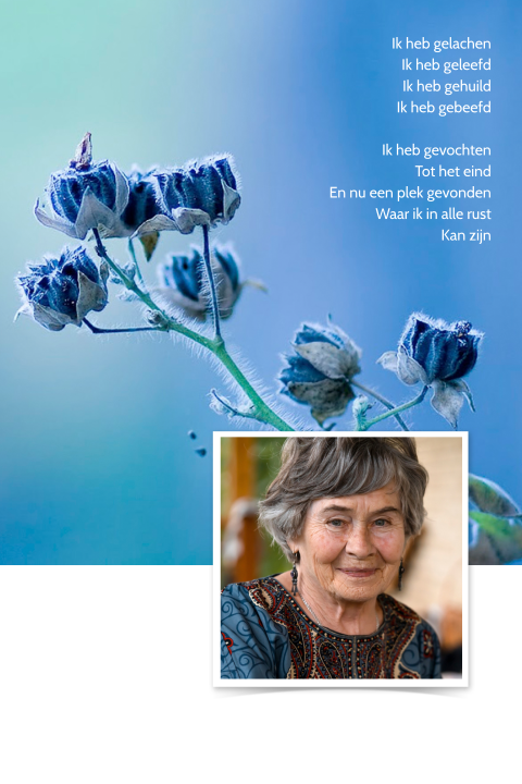 Rouwkaart met bloemen in knop