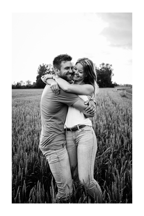 Enkelstaand fotokaartje voor de trouwkaart - met witte rand