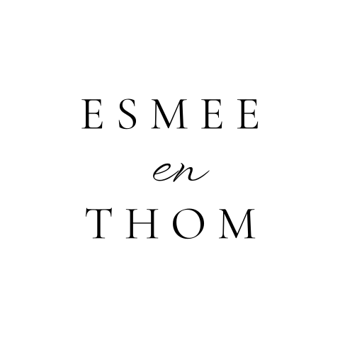 Sluitsticker trouwkaart Esmee & Thom wit zwart klassiek
