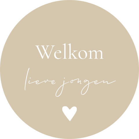 Sluitsticker geboortekaartje beige welkom jongen
