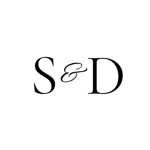 Sluitsticker trouwkaart Sophie & Daan klassiek wit zwart initialen