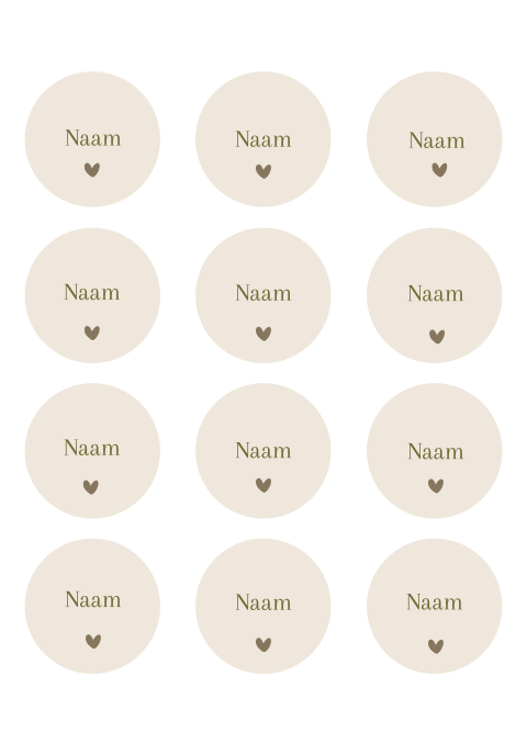 ronde naamkaartjes beige met een hartje