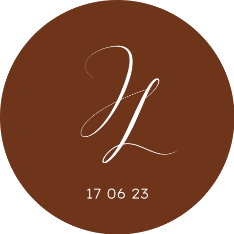 Sticker trouwen roodbruin met initialen