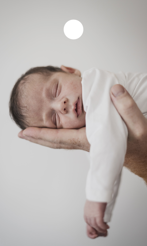 Fotokaartje geboortekaartje langwerpig label met boorgat