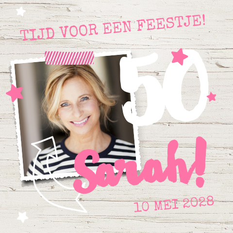 50 jaar verjaardag uitnodiging met hout roze en foto