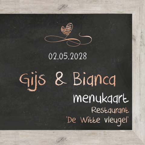 Menukaart op krijt met getekend hart