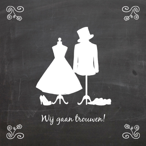 Trouwkaart met paspoppen op krijtbord