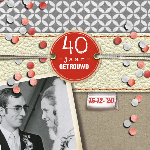 Sfeervolle jubileumuitnodiging met karton confetti en foto