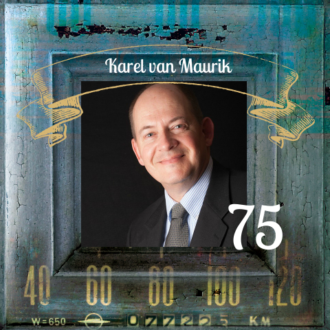 Uitnodigingskaart met houten lijst